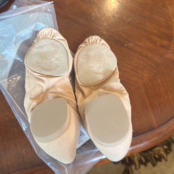 New Pair So Danca Dance Jazz Shoes - Nude - Picture 5 of 6